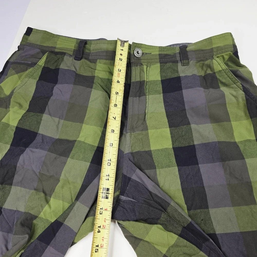 Lululemon Shorts Mens 36‎ Green Black Plaid Lined Athletic Drawstring Pockets